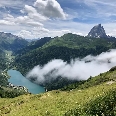 Chateau Porthos Tranquillite Des Pyrenees Semesterbostad *