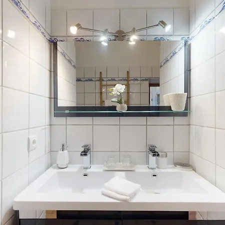 Chateau Porthos Tranquillite Des Pyrenees *