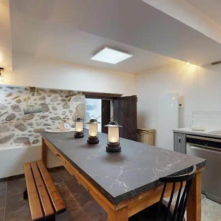 Chateau Porthos Tranquillite Des Pyrenees Lanne-en-Baretous