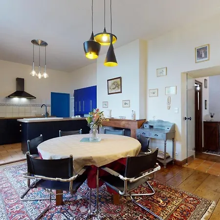 Semesterbostad Chateau Porthos Tranquillite Des Pyrenees *