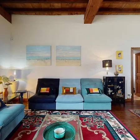 Chateau Porthos Tranquillite Des Pyrenees