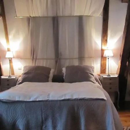 Semesterbostad Chateau Porthos Tranquillite Des Pyrenees *