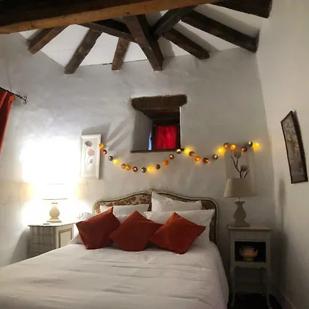 Chateau Porthos Tranquillite Des Pyrenees Lanne-en-Baretous