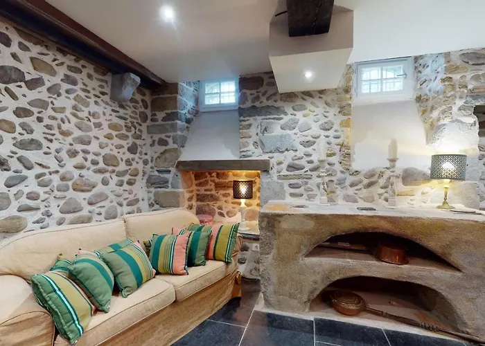 Chateau Porthos Tranquillite Des Pyrenees Feriehus *