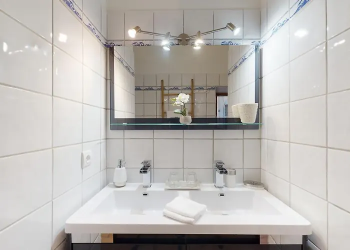 Chateau Porthos Tranquillite Des Pyrenees *