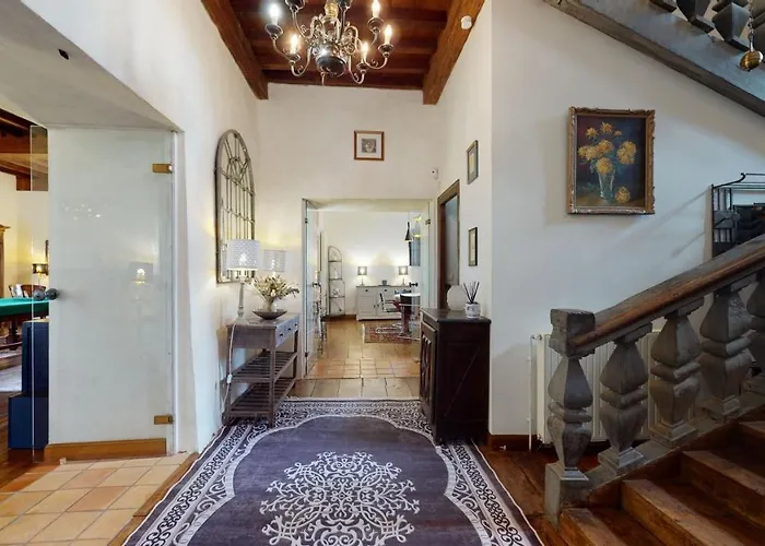 Chateau Porthos Tranquillite Des Pyrenees