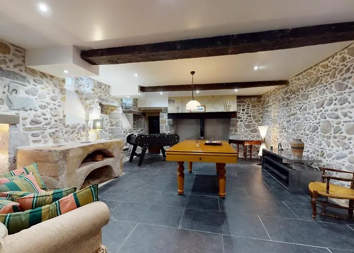 Chateau Porthos Tranquillite Des Pyrenees