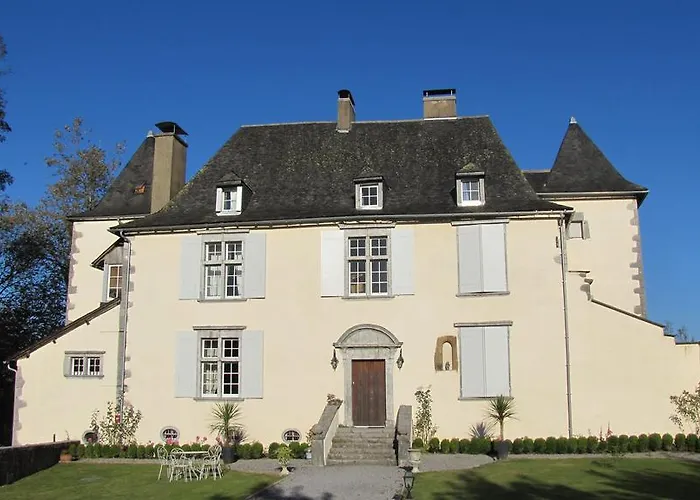 Chateau Porthos Tranquillite Des Pyrenees