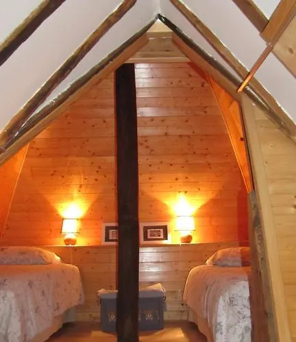 Chateau Porthos Tranquillite Des Pyrenees