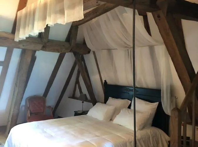 Chateau Porthos Tranquillite Des Pyrenees Feriehus *